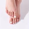 KISS PROFESSIONAL, Press On Nails, Nail glue included, ‘Tippy Toes’, White, Short Size, Squoval Shape, Includes 130 Toenails, 3g Glue