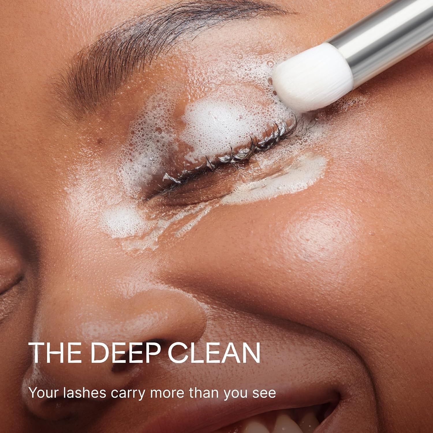 image:imageKiss Lash Foaming Shampoo amp Lash Cleaning Brush 100 mL 34 US fl oz